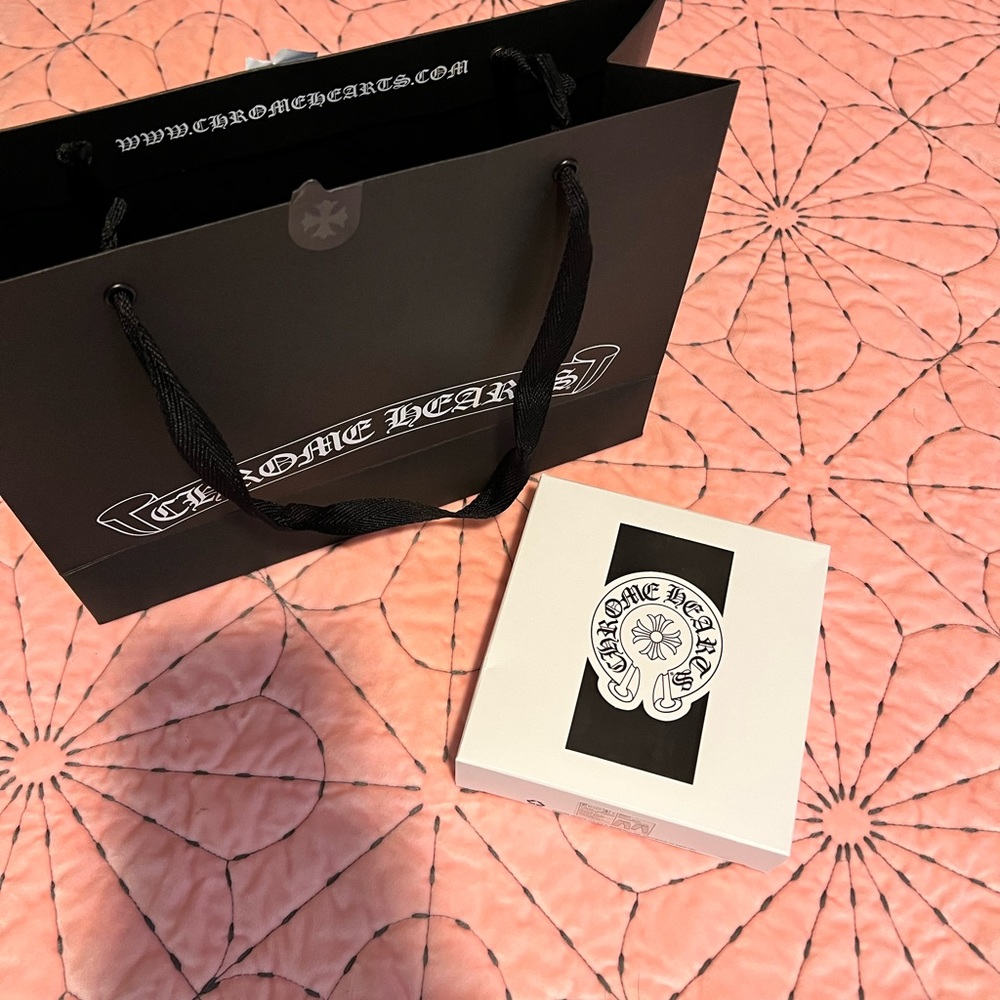 Chrome heart leggings